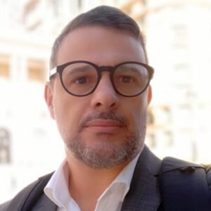 Sandro Leal Alves