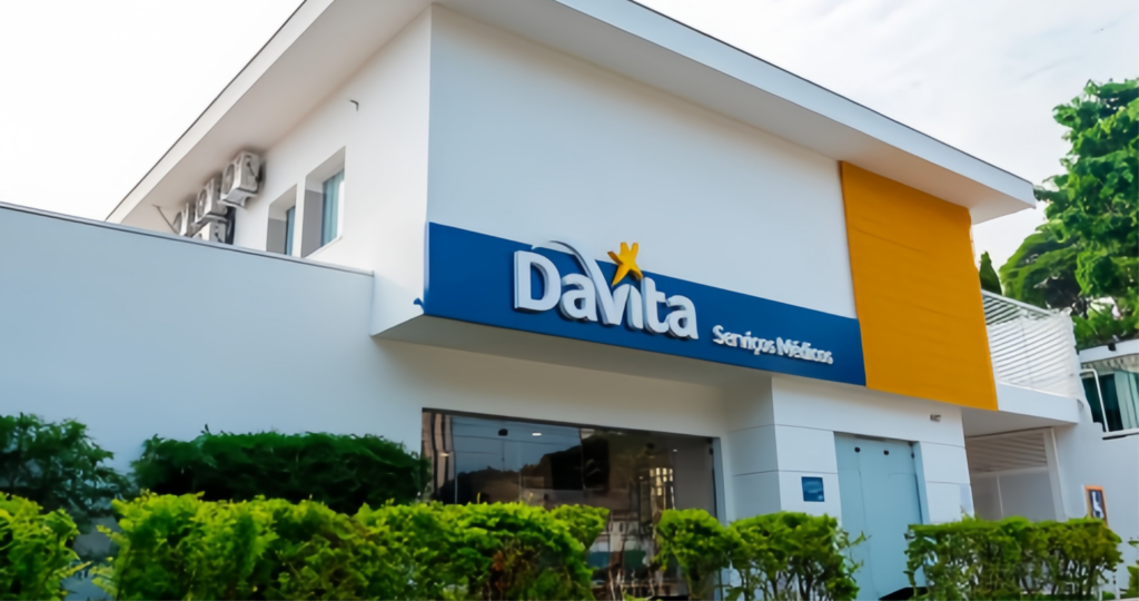 CADE analisa aquisição da Brasnefro pela DaVita: riscos concorrenciais em mercados de diálise são destacados