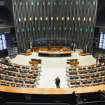 Câmara trava votação de PL que tenta blindar benefícios fiscais do ICMS