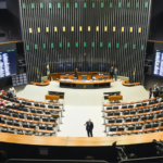 Câmara trava votação de PL que tenta blindar benefícios fiscais do ICMS