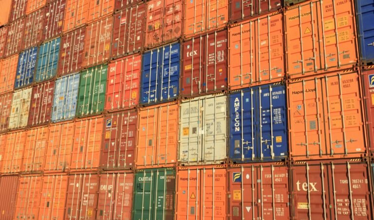 Comissão considera instalação de portos secos e Clias para modernizar alfândega brasileira