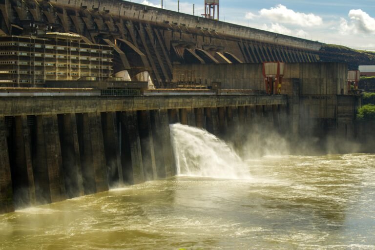 Senado debate limite de US$ 12 por kW em Itaipu