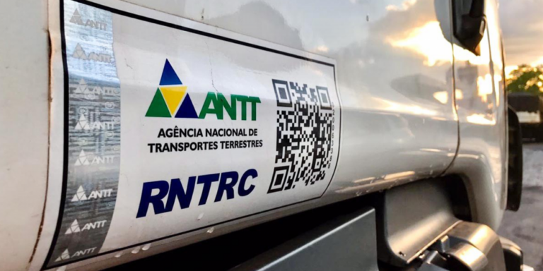 ANTT publica duas resoluções, transforma Medida Provisória em operação real, bloqueia distorções na origem e eleva o padrão de fiscalização no país