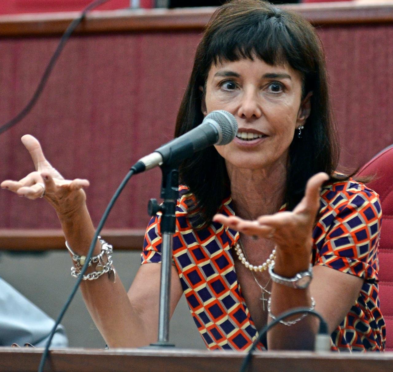 Lucia Helena Salgado