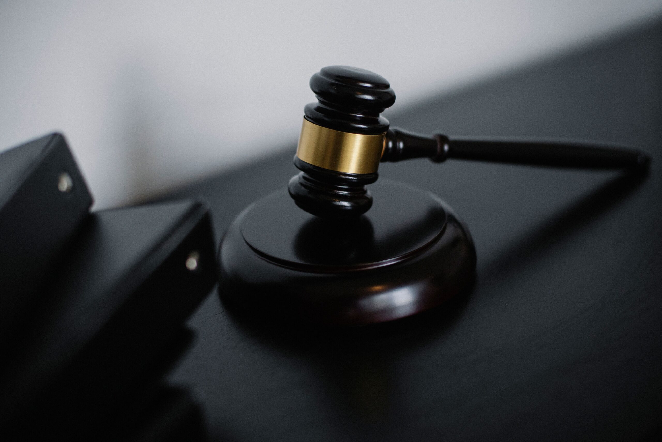 CADE arquiva processo contra sindicatos de leiloeiros