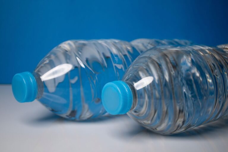 Anvisa suspende lotes da Mamba Water